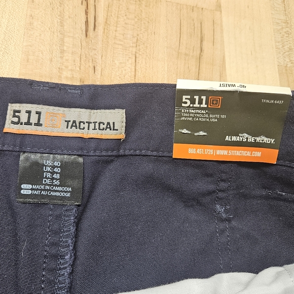 5.11 Tactical Tactical Men's Blue Cargo Shorts Size 40 waist - Picture 3 of 5